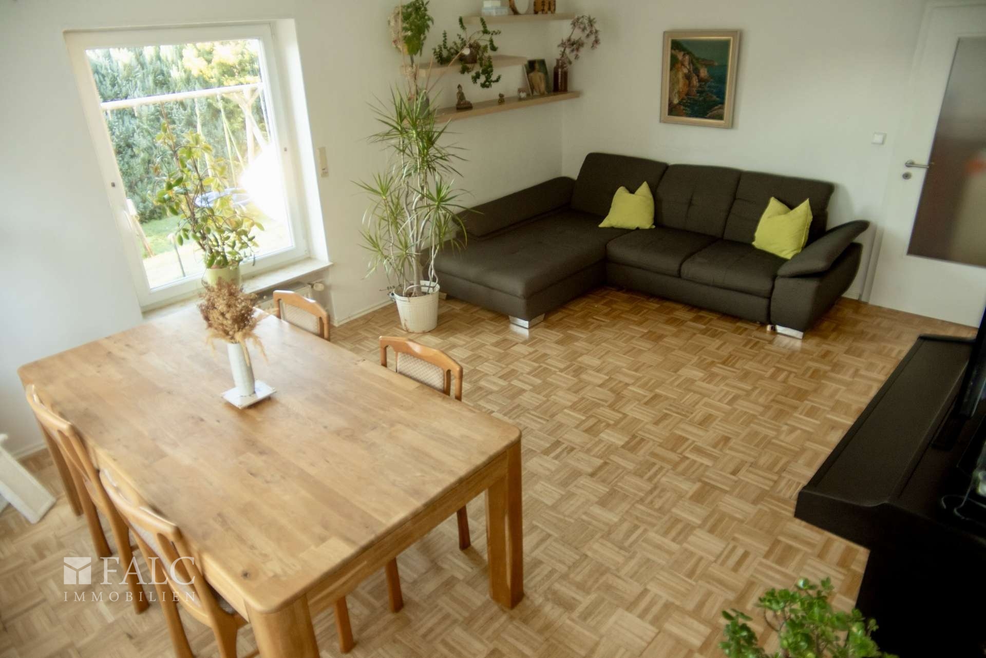 Wohnzimmer Wohnung EG